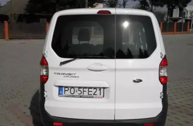 FORD Transit Courier 