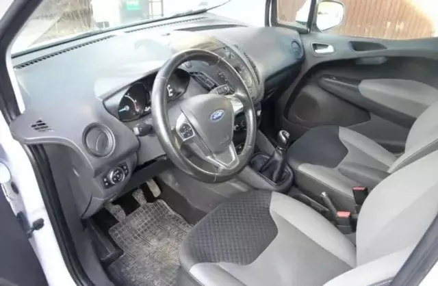 FORD Transit Courier 