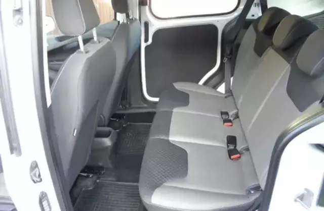 FORD Transit Courier 