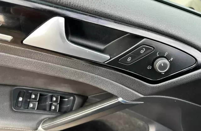 VOLKSWAGEN Golf GTD 2.0 TDI (184 KM) DSG