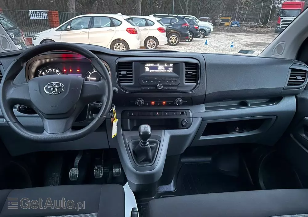 TOYOTA Proace Long Active 2.0 CRD 