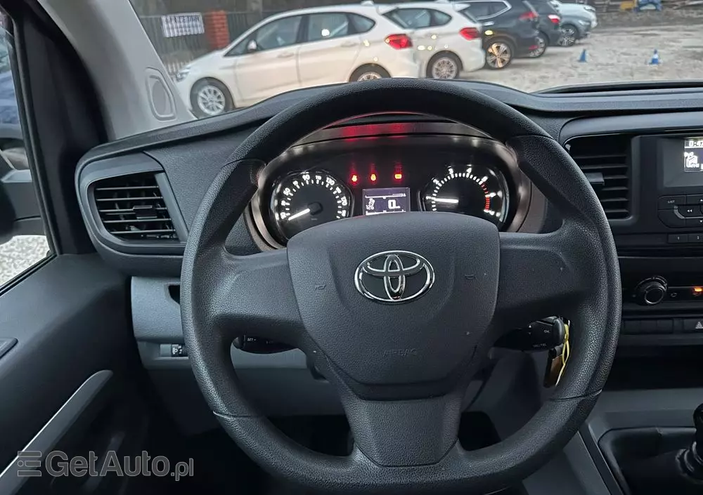 TOYOTA Proace Long Active 2.0 CRD 