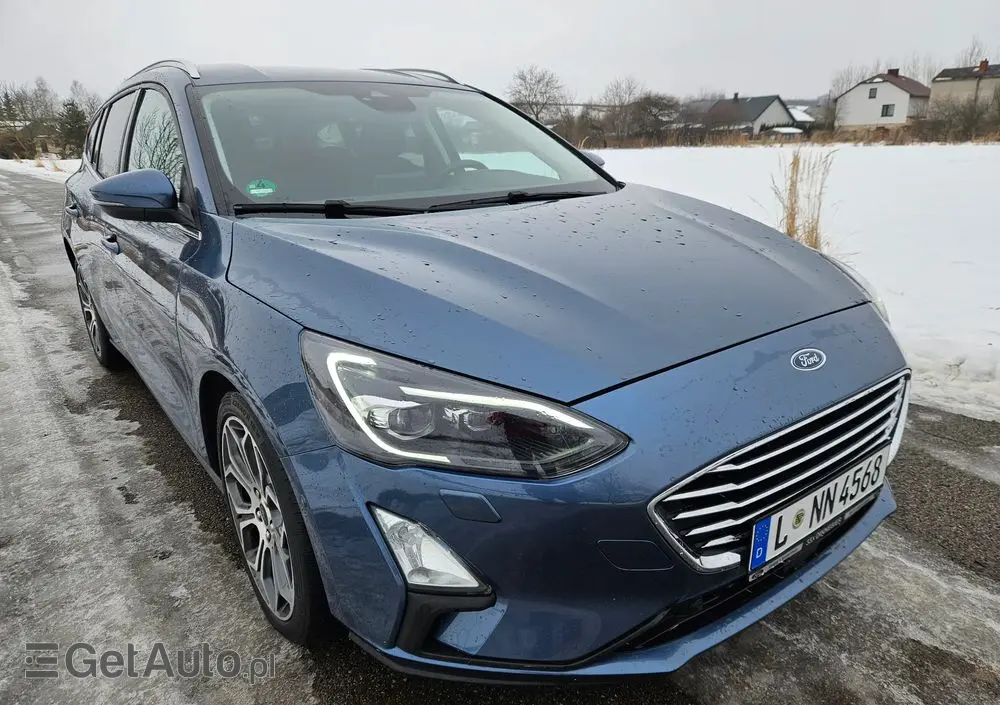 FORD Focus SW Ver-2-0-ecoblue-start--stopp--system-titanium-x