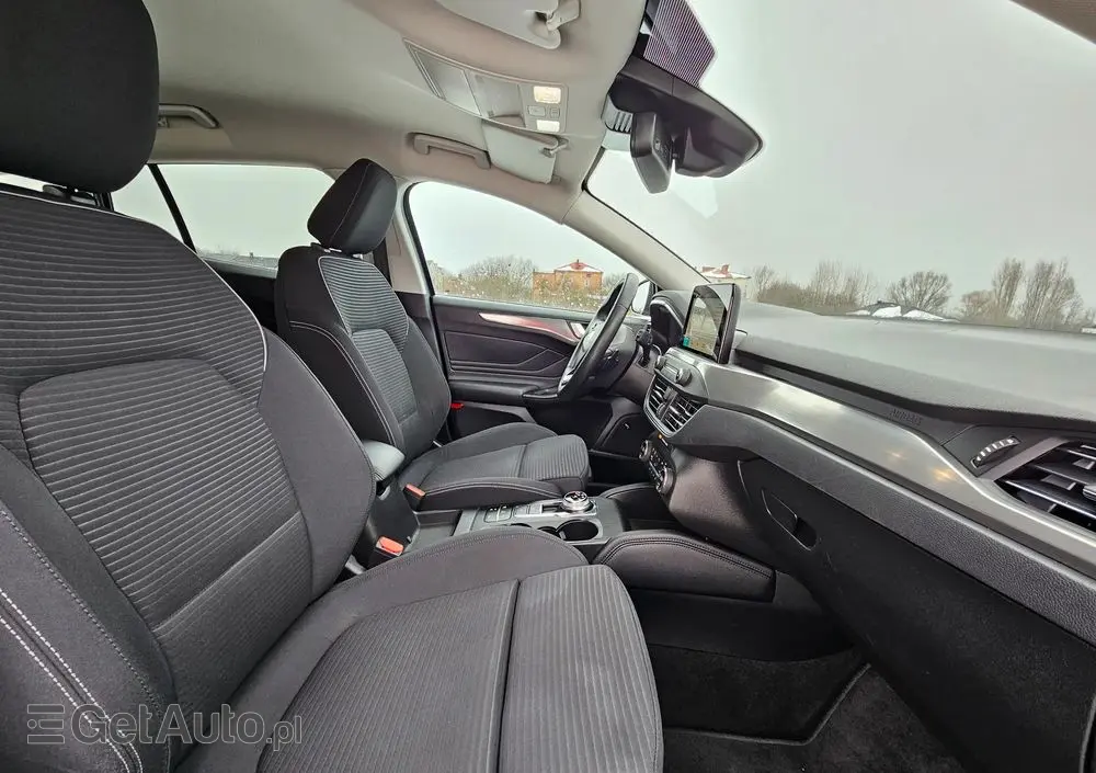 FORD Focus SW Ver-2-0-ecoblue-start--stopp--system-titanium-x