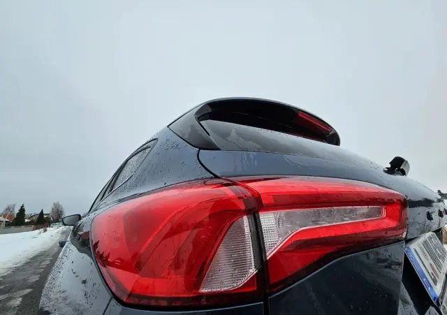 FORD Focus SW Ver-2-0-ecoblue-start--stopp--system-titanium-x