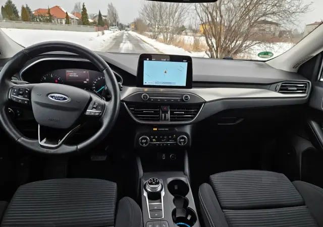 FORD Focus SW Ver-2-0-ecoblue-start--stopp--system-titanium-x