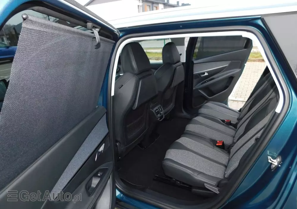 PEUGEOT 5008 1.2 PureTech Allure S&S EAT8