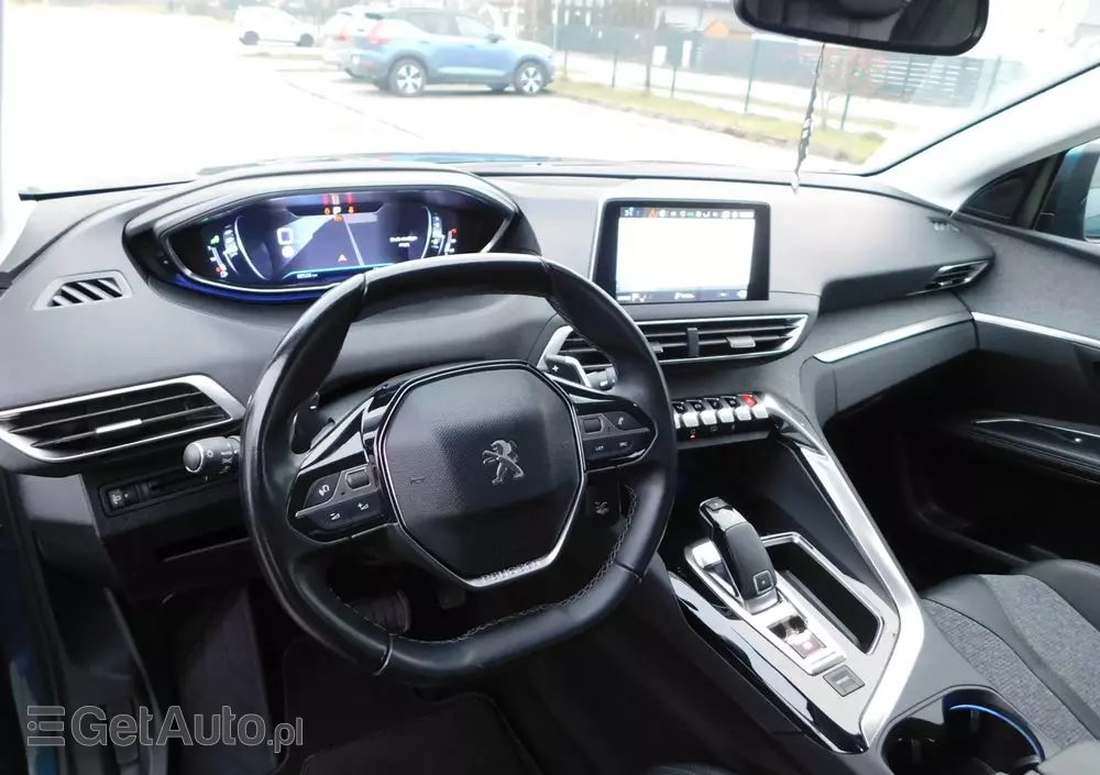 PEUGEOT 5008 1.2 PureTech Allure S&S EAT8