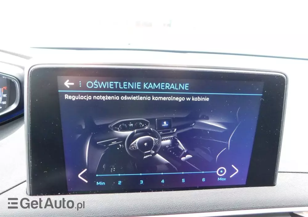 PEUGEOT 5008 1.2 PureTech Allure S&S EAT8