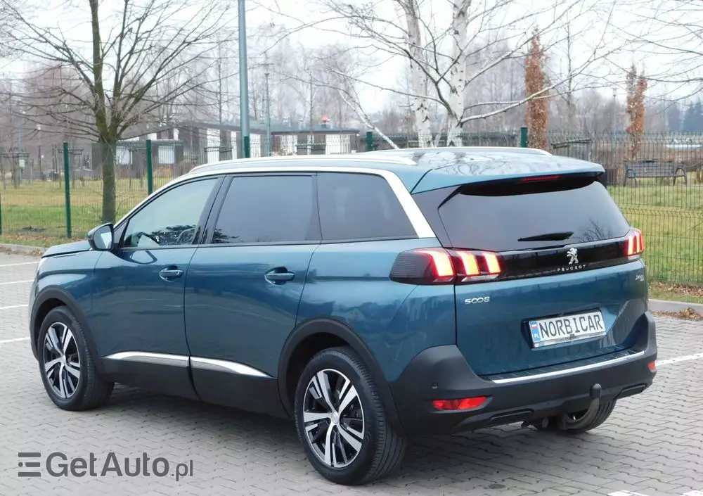 PEUGEOT 5008 1.2 PureTech Allure S&S EAT8