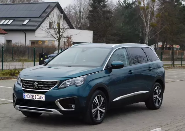 PEUGEOT 5008 1.2 PureTech Allure S&S EAT8