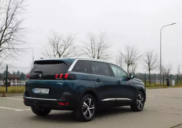 PEUGEOT 5008 1.2 PureTech Allure S&S EAT8