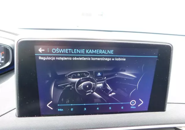 PEUGEOT 5008 1.2 PureTech Allure S&S EAT8