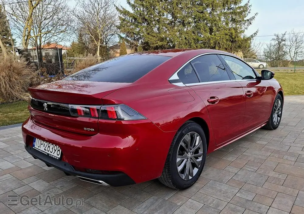 PEUGEOT 508 