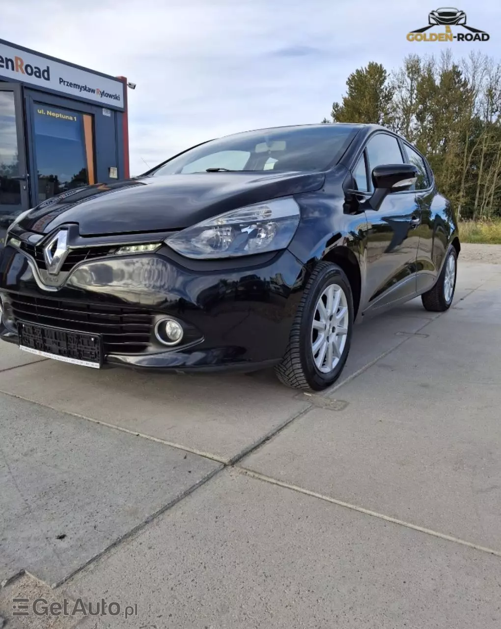 RENAULT Clio 