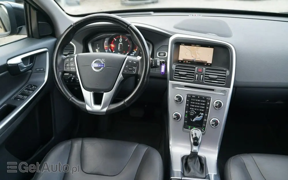 VOLVO XC 60 D4 Geartronic Summum