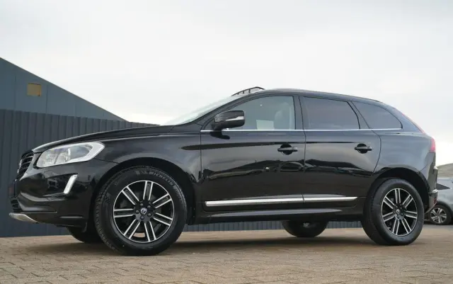 VOLVO XC 60 D4 Geartronic Summum