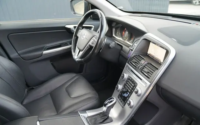 VOLVO XC 60 D4 Geartronic Summum