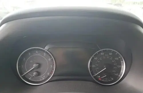 NISSAN Armada 