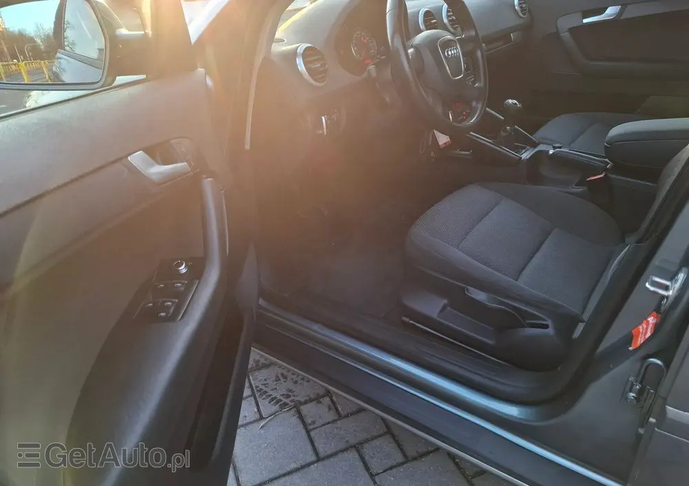 AUDI A3 Sportback 1.6 Ambition