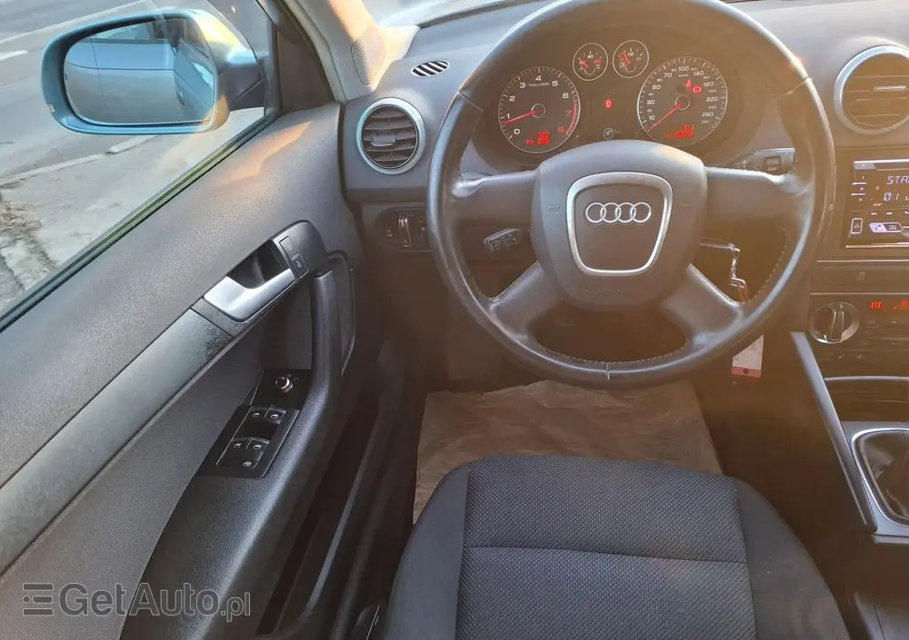 AUDI A3 Sportback 1.6 Ambition