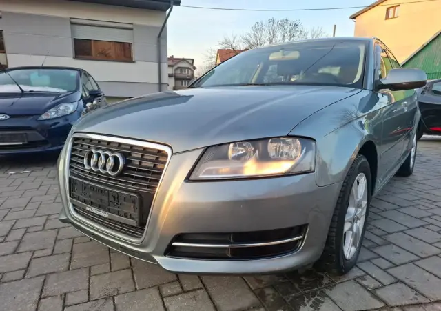AUDI A3 Sportback 1.6 Ambition