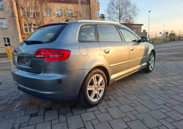 AUDI A3 Sportback 1.6 Ambition