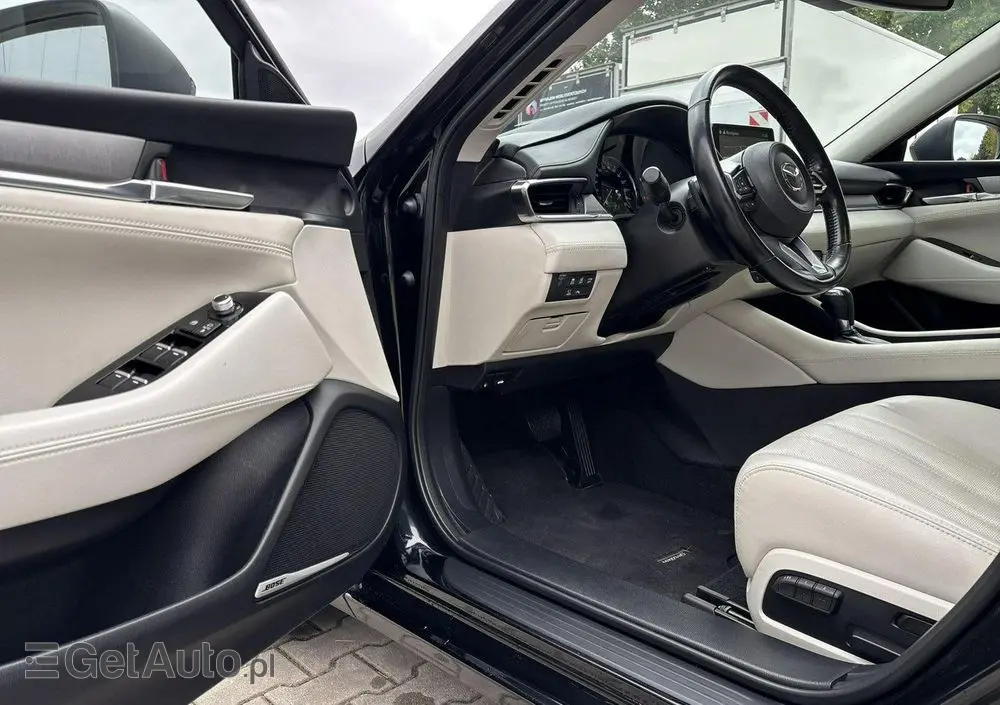 MAZDA 6 2.5 SkyPrestige