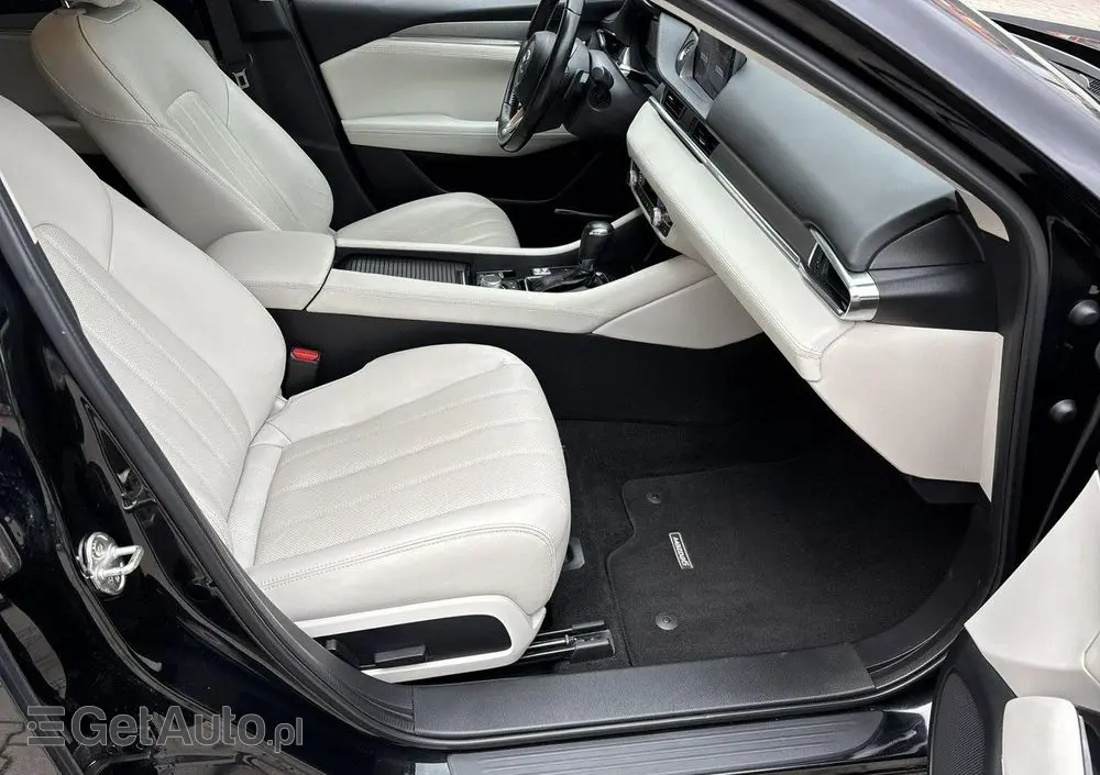 MAZDA 6 2.5 SkyPrestige