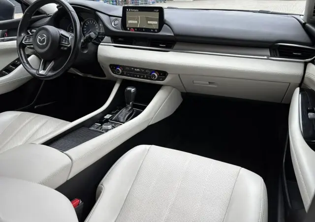 MAZDA 6 2.5 SkyPrestige
