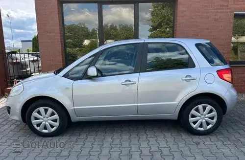 SUZUKI SX4 