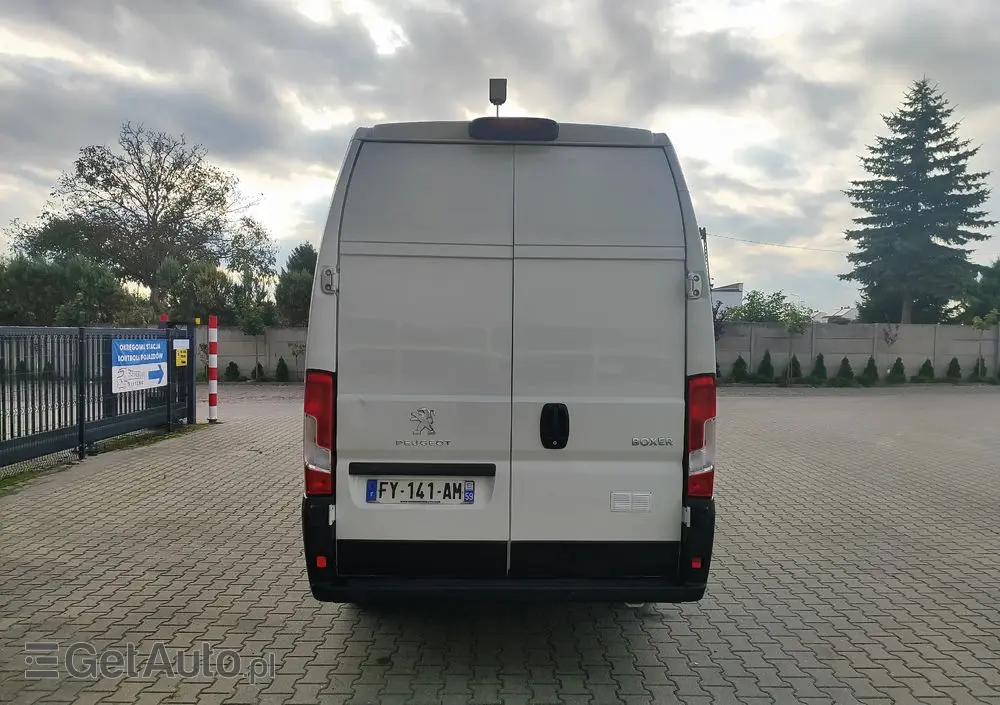 PEUGEOT Boxer 
