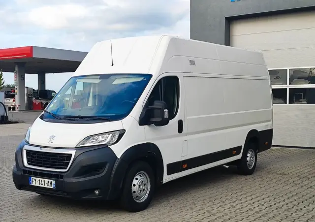 PEUGEOT Boxer 