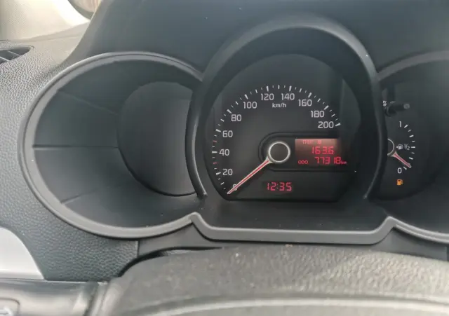 KIA Picanto 1.0 Attract