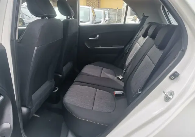 KIA Picanto 1.0 Attract