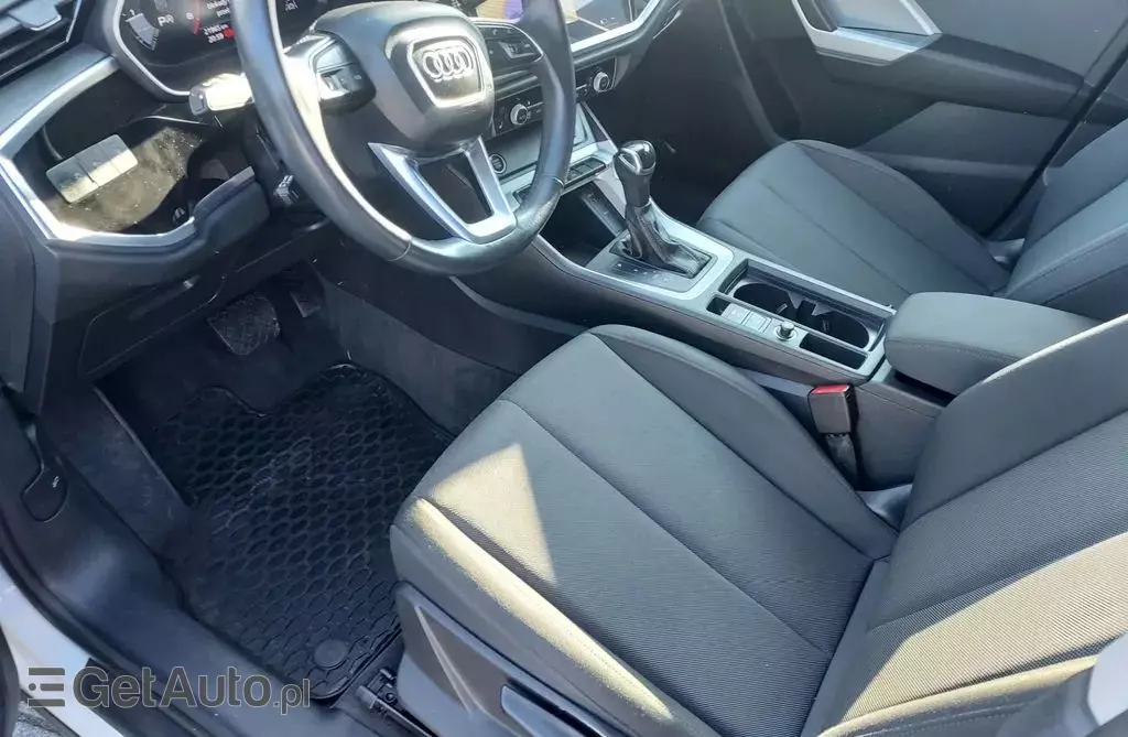 AUDI Q3 35 TFSI (150 KM)