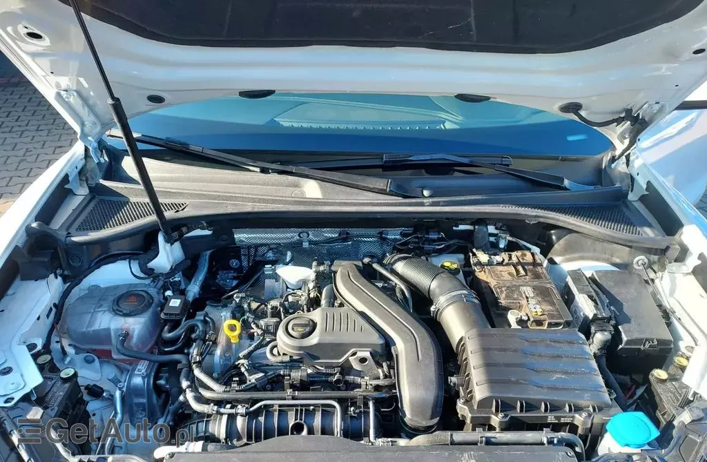 AUDI Q3 35 TFSI (150 KM)