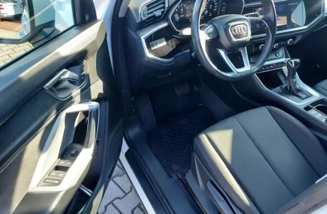 AUDI Q3 35 TFSI (150 KM)