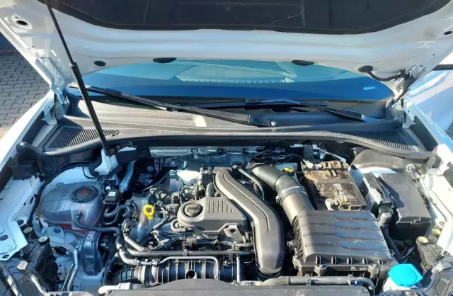 AUDI Q3 35 TFSI (150 KM)