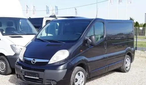 OPEL Vivaro 