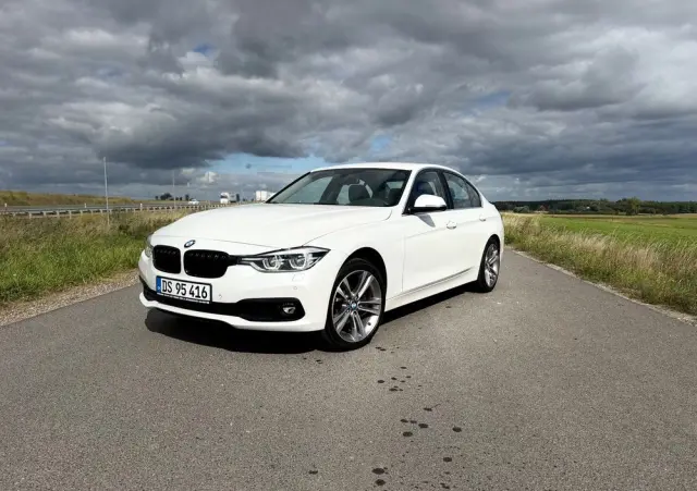 BMW Seria 3 320d Edition M Sport Shadow