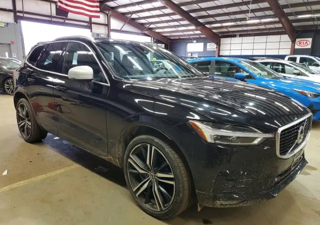 VOLVO XC 60 T5 AWD Geartronic RDesign