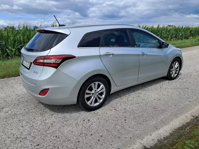 HYUNDAI I30 Premium