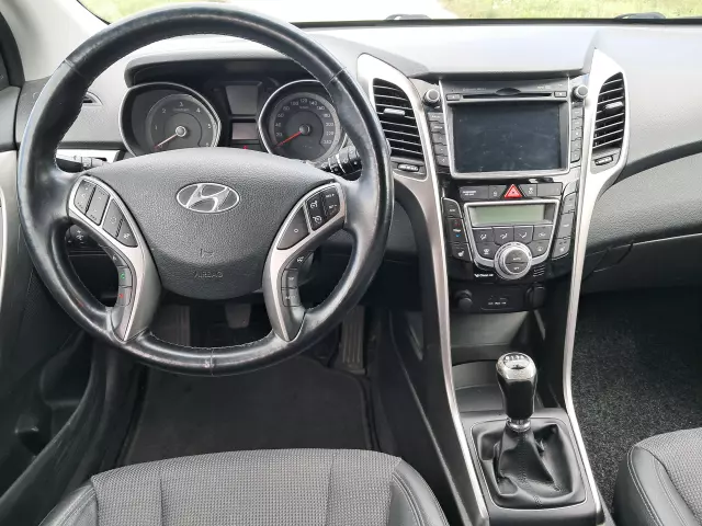 HYUNDAI I30 Premium