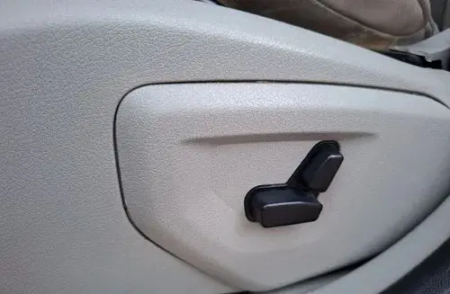 JEEP Commander 