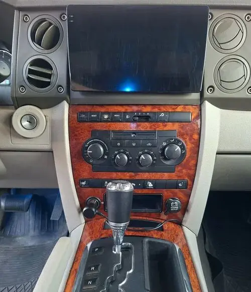 JEEP Commander 