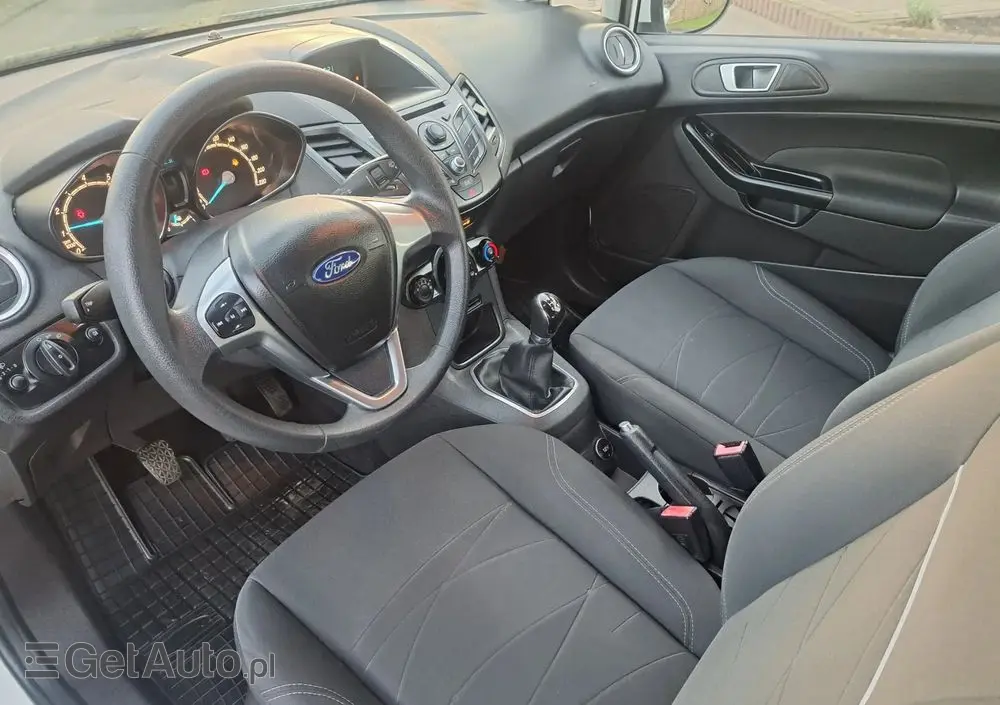FORD Fiesta 1.25 Titanium