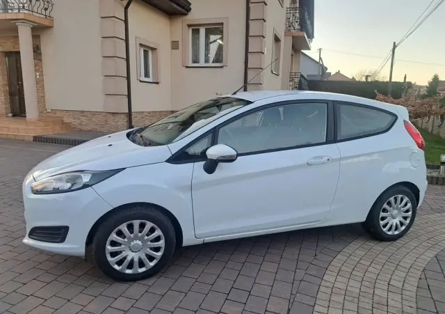 FORD Fiesta 1.25 Titanium
