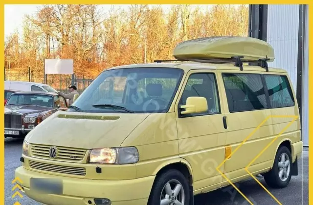 VOLKSWAGEN Caravelle 