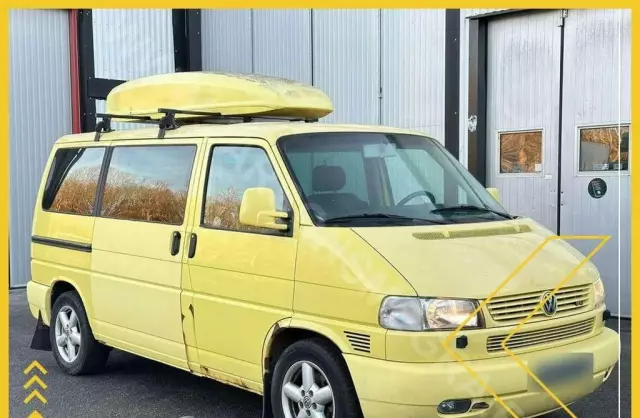 VOLKSWAGEN Caravelle 